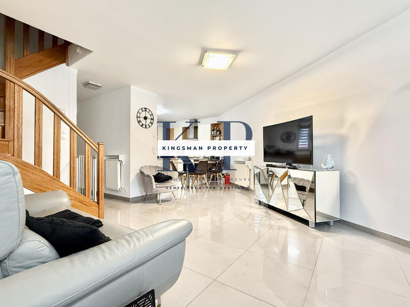 Maison - 126 m² - 5 pièces