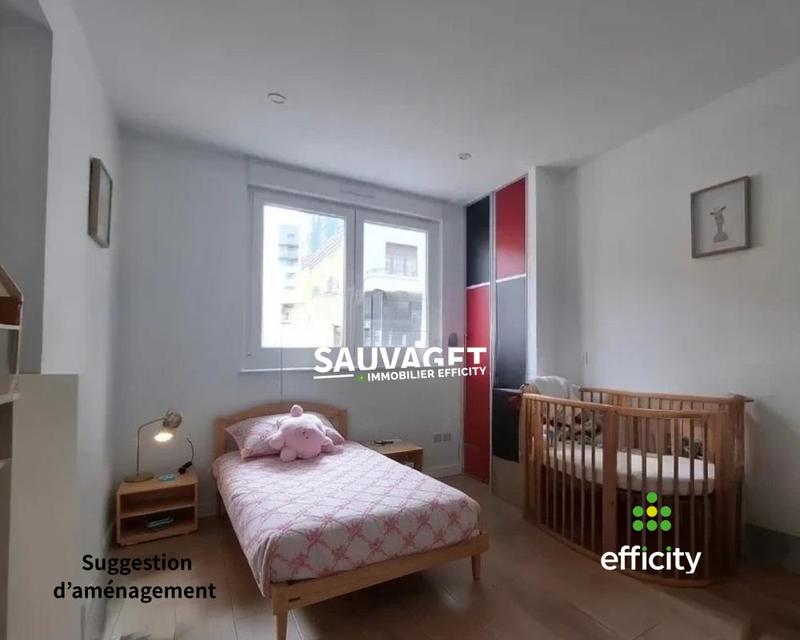 Appartement - 97 m² - 4 pièces