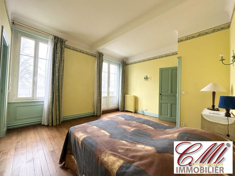 Manoir - 433 m² - 14 pièces