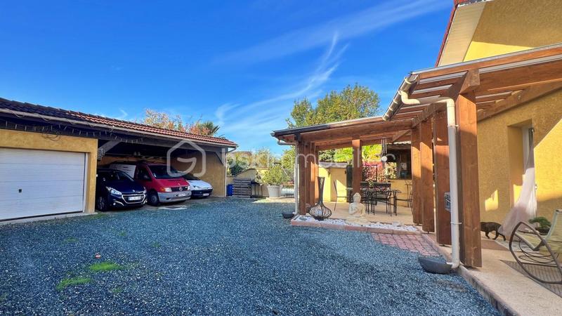 Maison traditionnelle - 108 m² - 5 pièces