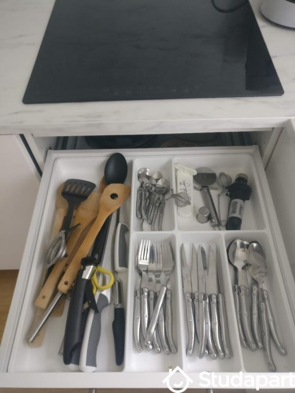 Chambre - 10 m² - 1 pièce