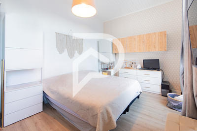 Maison - 104 m² - 5 pièces