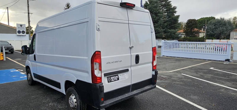 Fiat Ducato III 3.5 m H2 3.0 Gnv 140 Pack Professional 4 portes (juil. 2019) (co2 234)