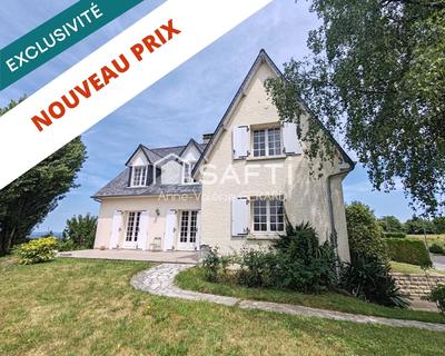 Maison - 216 m² - 10 pièces