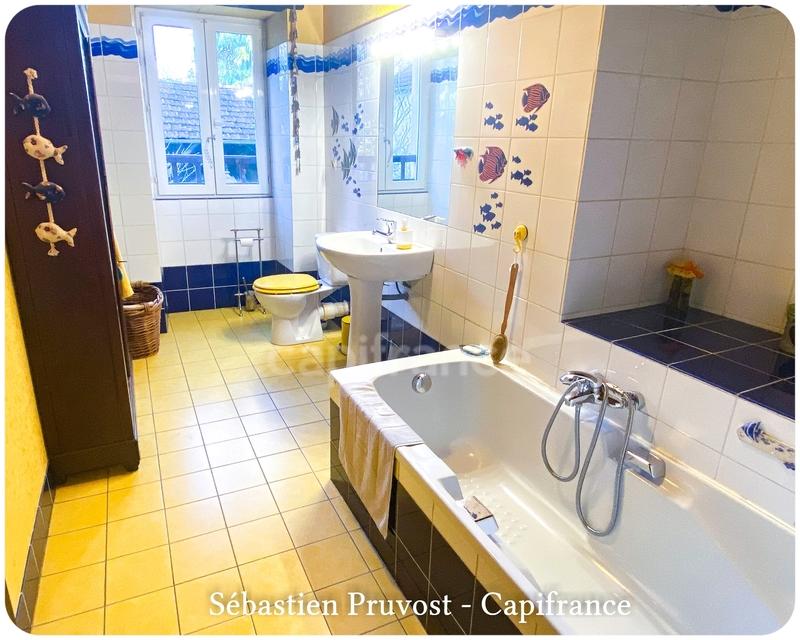 Maison en pierre - 143 m² - 5 pièces