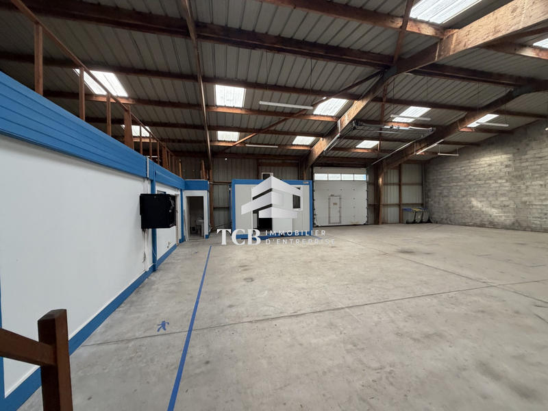 Local d'activités - 410 m²