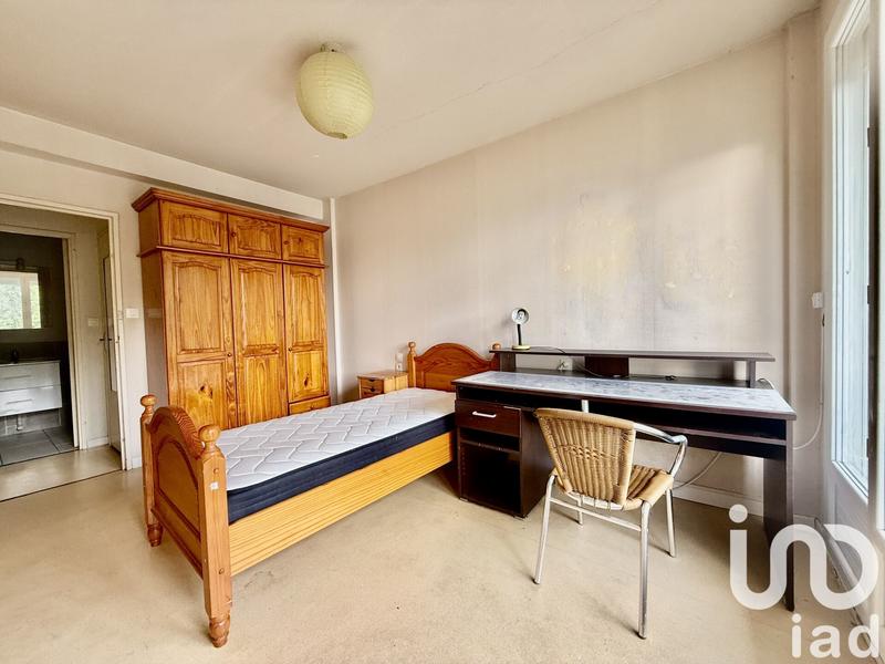 Appartement - 99 m² - 5 pièces