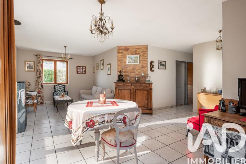 Maison - 95 m² - 5 pièces