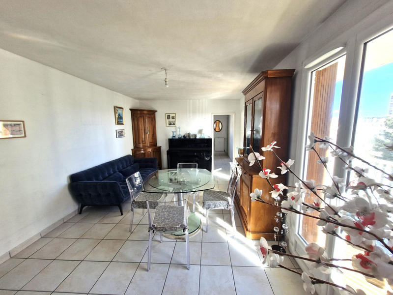 Appartement - 81 m² - 4 pièces