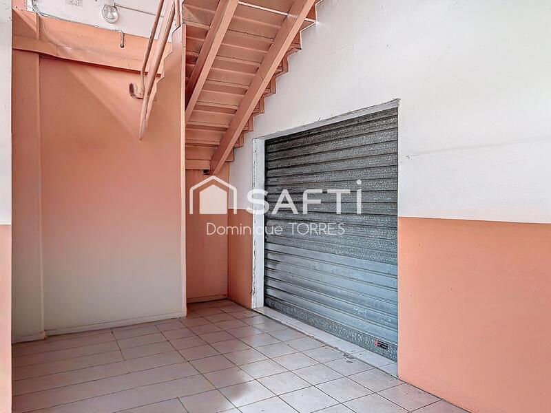 Local commercial - 125 m² - 1 pièce