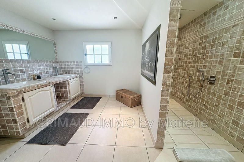 Villa - 160 m² - 6 pièces