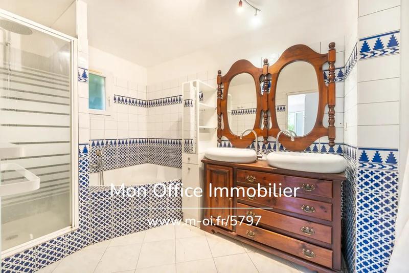 Maison - 160 m² - 5 pièces