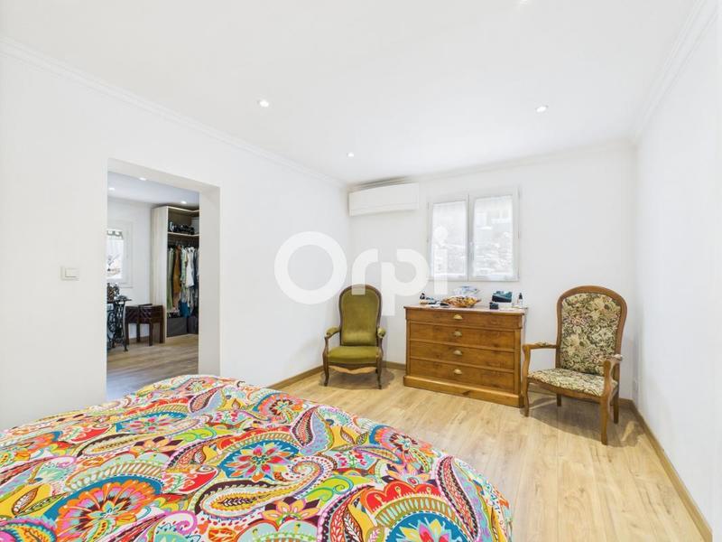 Maison - 165 m² - 7 pièces