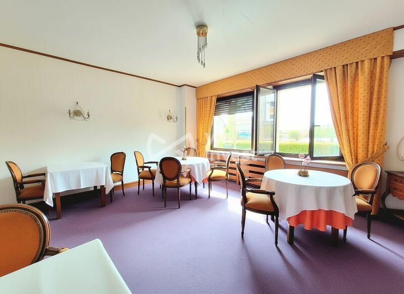 Immeuble - 2 086 m² - 4 pièces