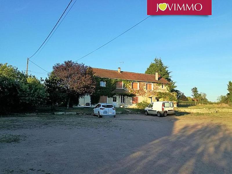 Maison - 218 m² - 8 pièces