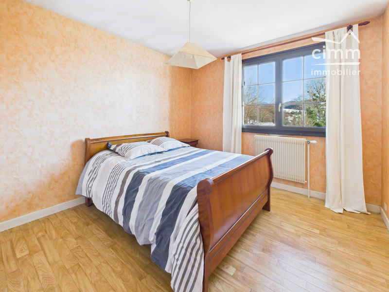 Maison - 184 m² - 6 pièces