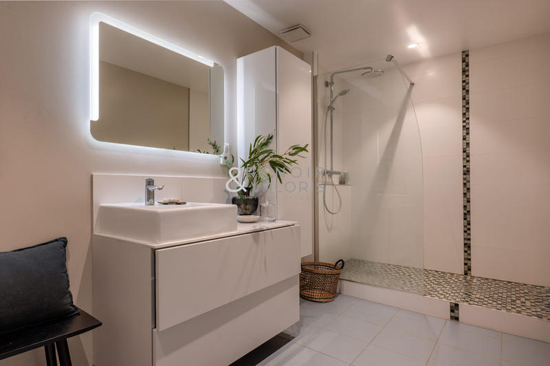 Appartement - 148 m² - 5 pièces