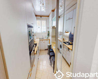 Chambre - 60 m² - 1 pièce