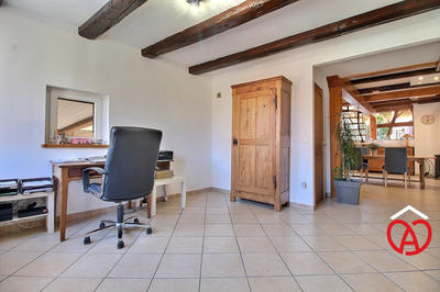 Maison - 181 m² - 8 pièces