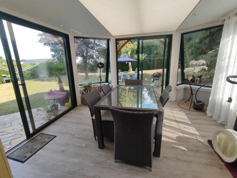 Maison - 169 m² - 8 pièces