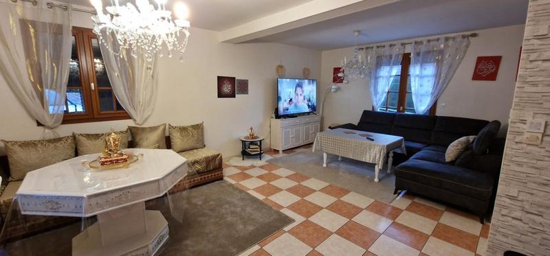 Maison - 124 m² - 6 pièces