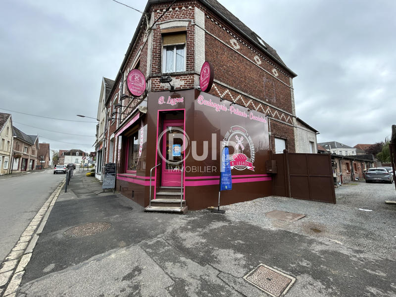 Immeuble - 260 m² - 10 pièces