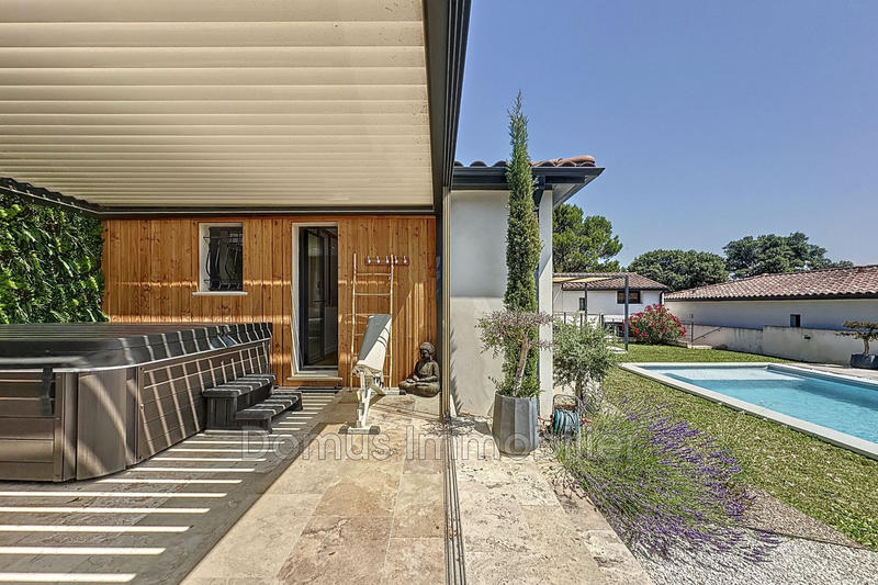 Maison - 165 m² - 6 pièces