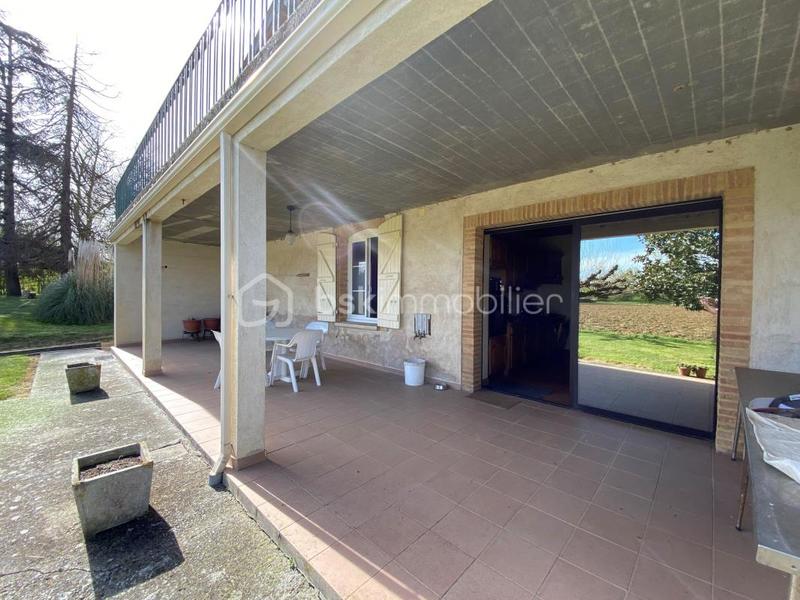 Moulin - 240 m² - 8 pièces