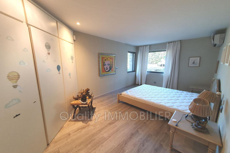 Maison - 150 m² - 4 pièces