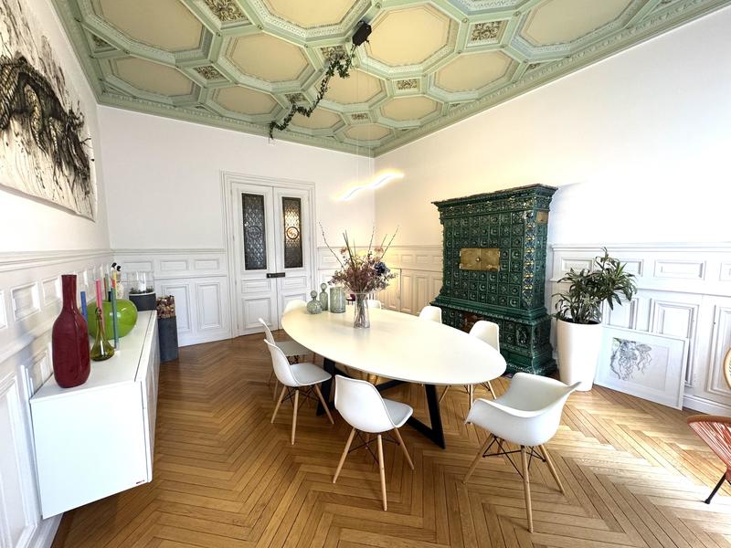 Appartement - 212 m² - 5 pièces