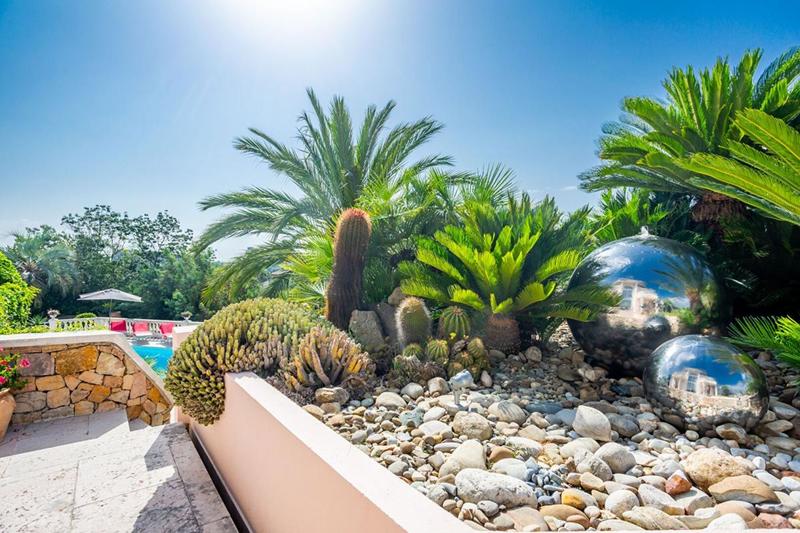 Villa - 550 m² - 7 pièces