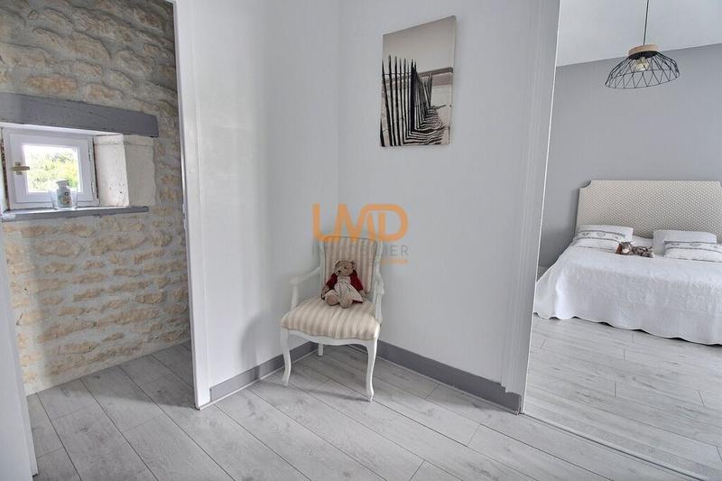 Maison en pierre - 102 m² - 5 pièces