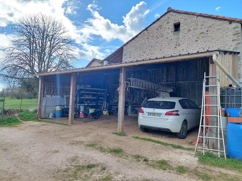 Maison - 160 m² - 7 pièces