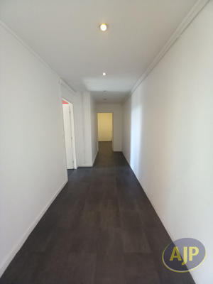 Local commercial - 72 m² - 3 pièces