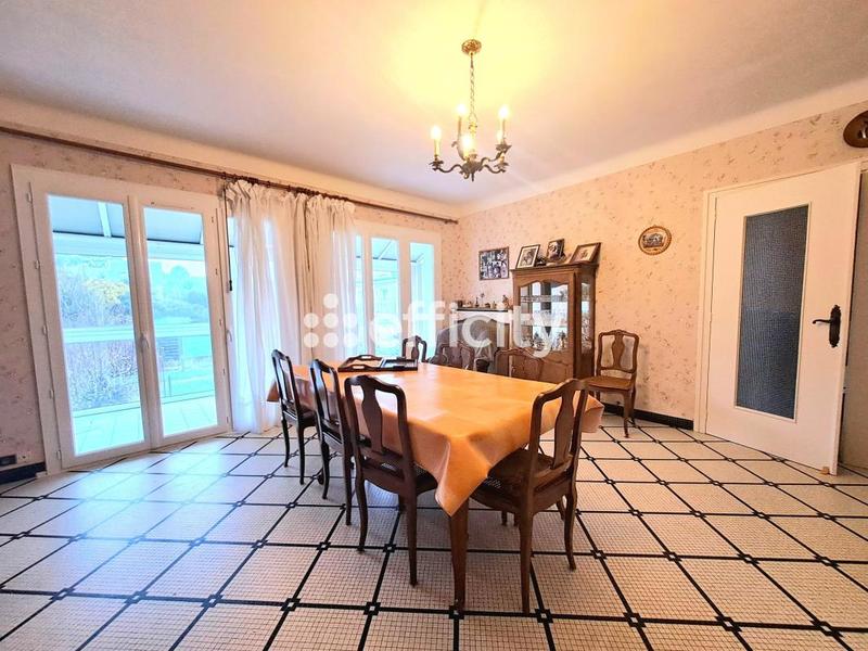 Maison de ville - 120 m² - 6 pièces