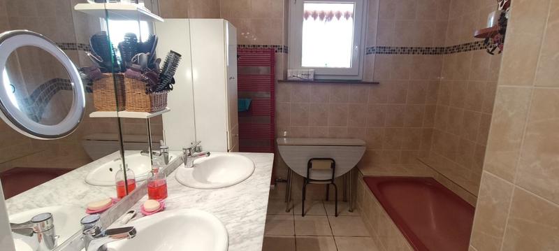 Maison - 124 m² - 6 pièces