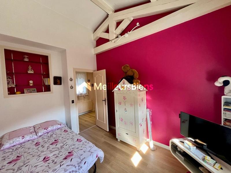 Propriété - 182 m² - 8 pièces