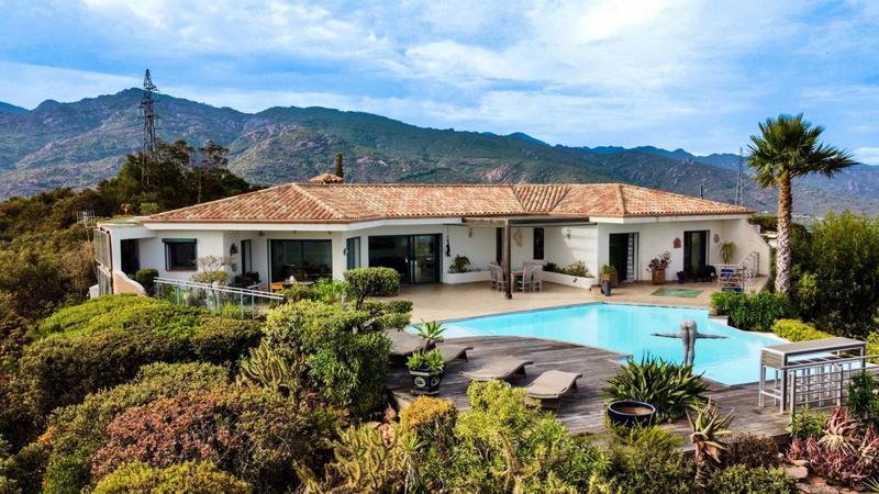 Appartement - 306 m² - 8 pièces