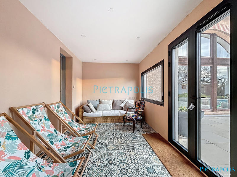 Maison ancienne - 350 m² - 13 pièces