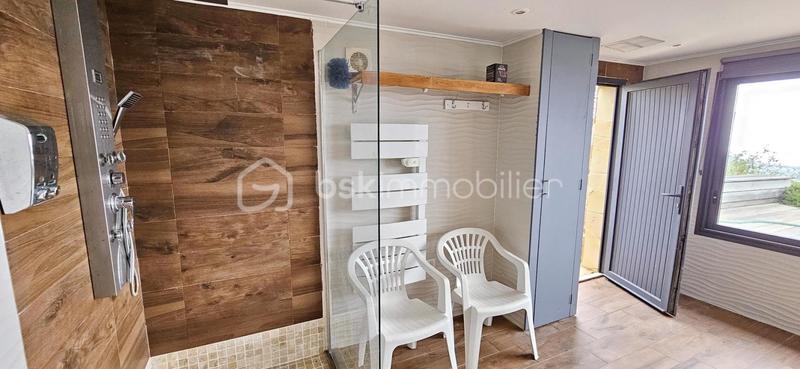 Maison - 149 m² - 4 pièces