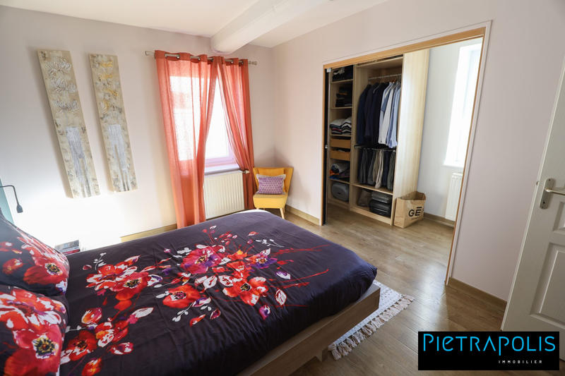 Maison ancienne - 181 m² - 7 pièces