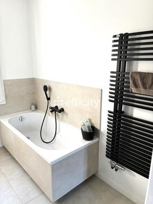 Pavillon - 155 m² - 6 pièces