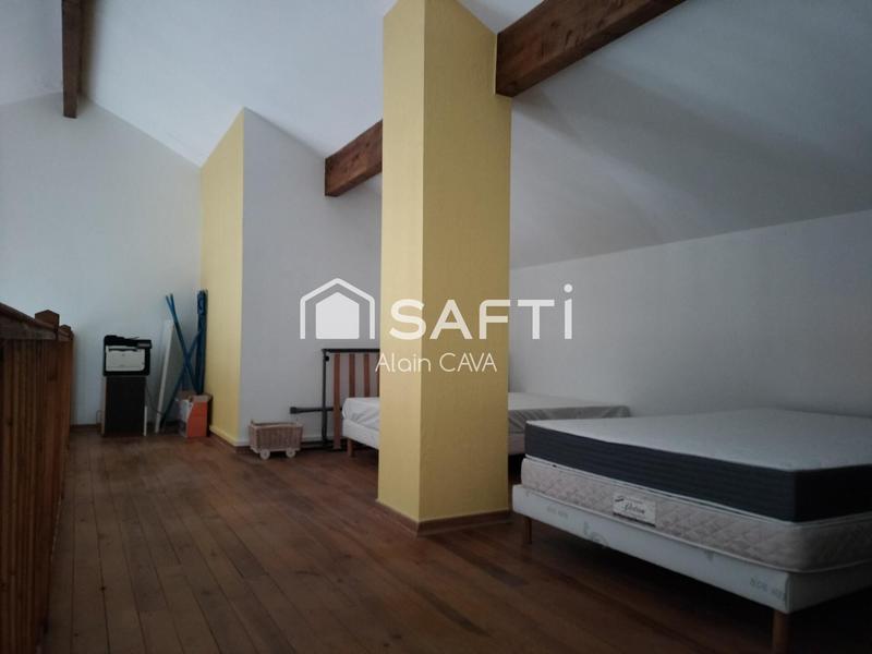 Maison - 217 m² - 7 pièces