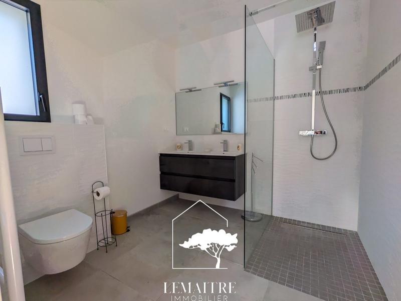 Maison - 175 m² - 5 pièces