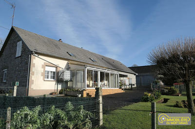 Maison - 99 m² - 7 pièces