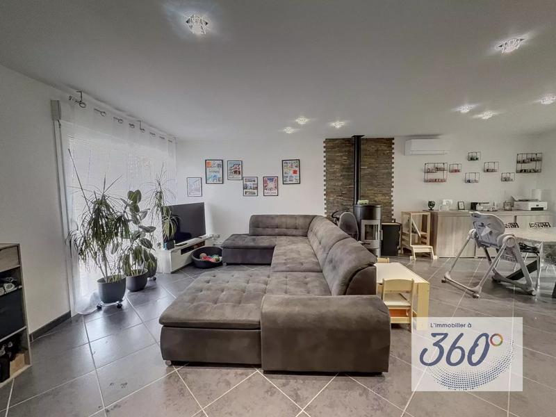 Maison - 95 m² - 3 pièces