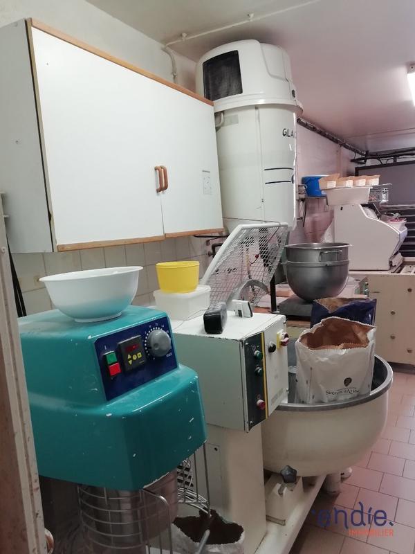 Fonds de commerce - 200 m²