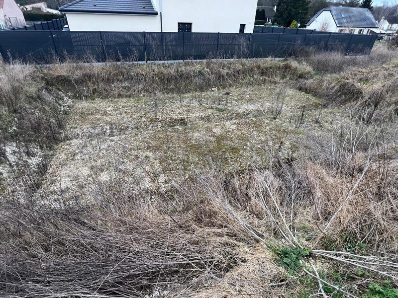 Terrain constructible - 840 m²