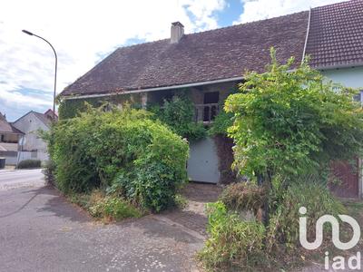 Maison - 242 m² - 7 pièces