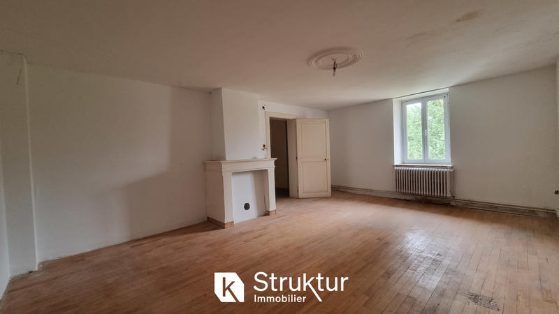 Propriété - 830 m² - 16 pièces